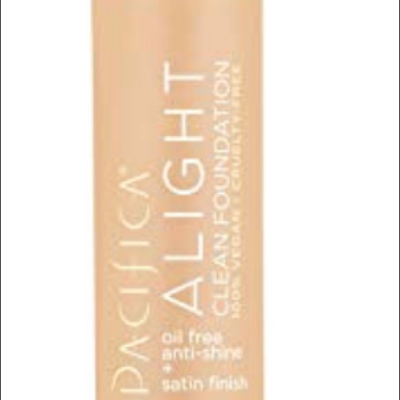 PACIFICA Alight Warm Light Foundation - Picture 4 of 4